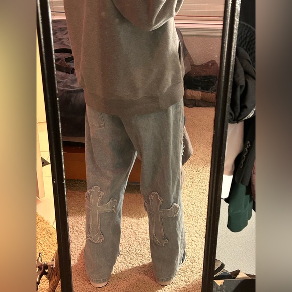 Lightwash cross patched jeans - Picture 3 of 4